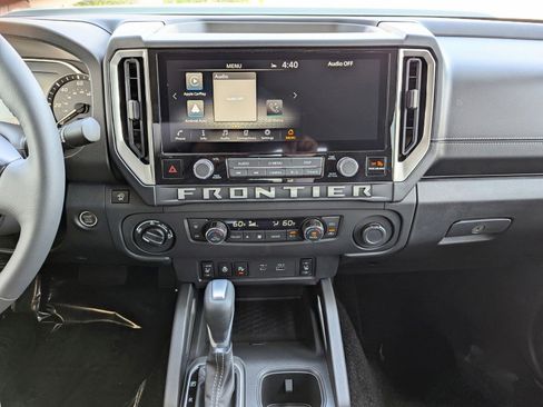 New 2025 Nissan Frontier SV w/ SV Convenience Package AWD/4WD image 16