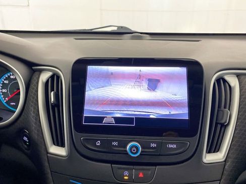 Used 2022 Chevrolet Malibu LT image 41