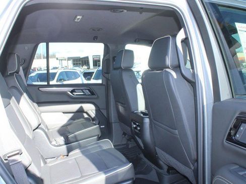 New 2026 GMC Yukon Elevation w/ LPO, Floor Liner Package image 5