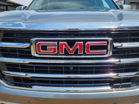 New 2026 GMC Yukon Elevation w/ Elevation Premium Package AWD/4WD image 9