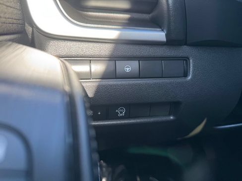 Used 2023 Nissan Rogue SV AWD/4WD image 29