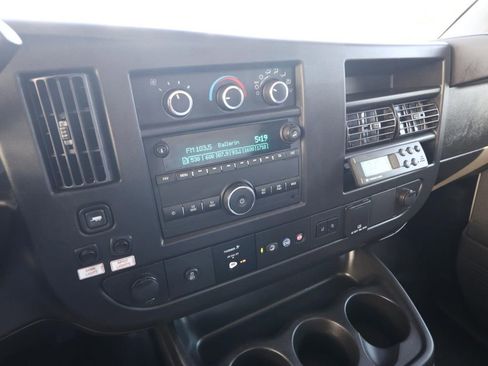 Used 2024 Chevrolet Express 3500 w/ Power Convenience Package RWD image 21