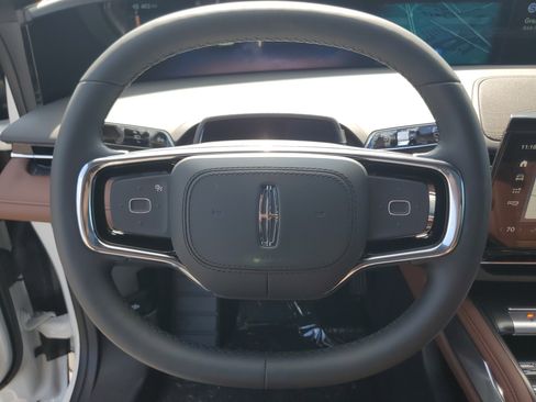 New 2026 Lincoln Nautilus Reserve AWD/4WD image 16