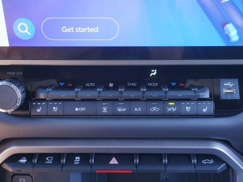 New 2026 Toyota Tundra Platinum AWD/4WD image 17