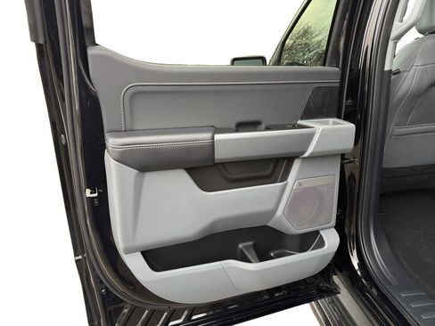 Used 2025 Ford F150 Lightning Flash image 20