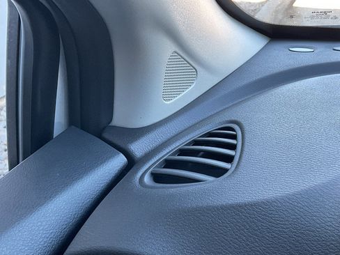 New 2025 Nissan Versa SV w/ Trunk Package image 23