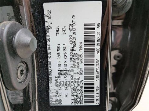 Used 2022 Toyota Tacoma SR AWD/4WD image 15