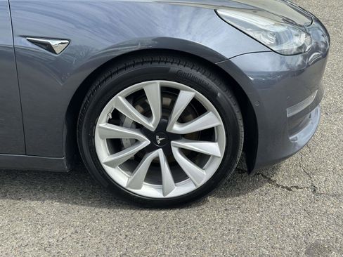 Used 2020 Tesla Model 3 Long Range image 10