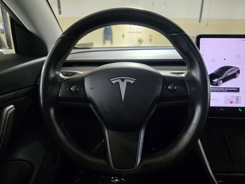 Used 2018 Tesla Model 3 Long Range image 29
