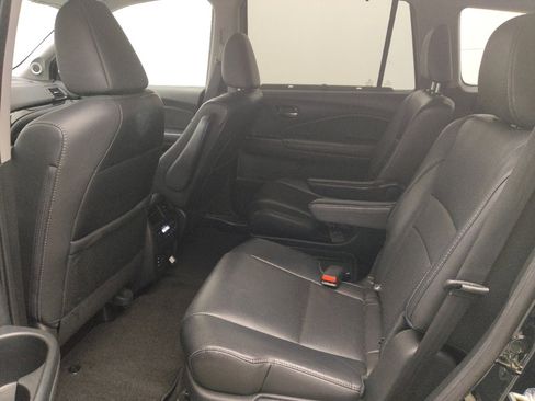Used 2016 Honda Pilot Elite image 18