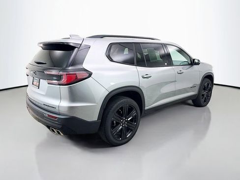 Used 2024 GMC Acadia Elevation w/ Black Edition image 10