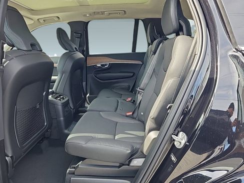 New 2024 Volvo XC90 T8 Plus w/ Protection Package Premier image 15