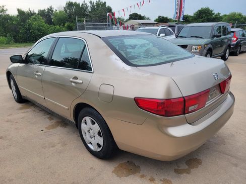 Used 2005 Honda Accord LX image 5