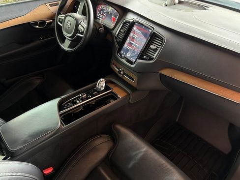 Used 2017 Volvo XC90 T8 Excellence AWD/4WD image 16