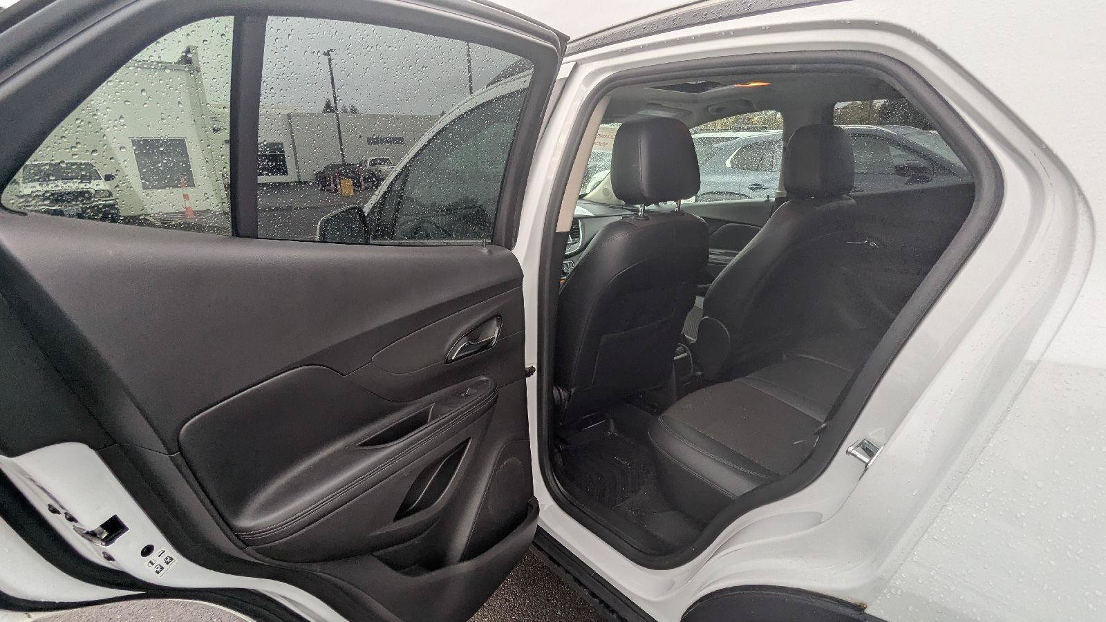 Used 2019 Buick Encore Sport Touring w/ Safety Package AWD/4WD image 9