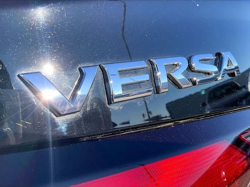 Used 2025 Nissan Versa S w/ Trunk Package image 8