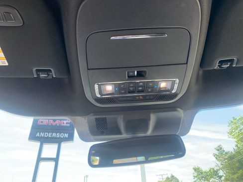 Used 2024 Ford F150 Lariat AWD/4WD image 22