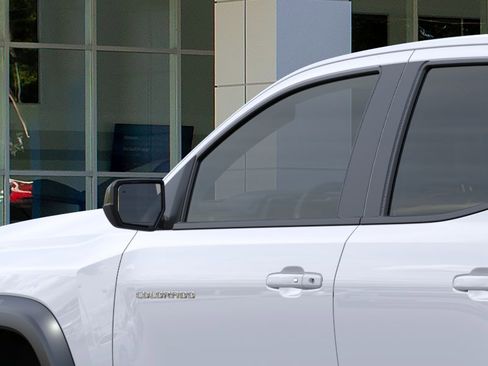 New 2026 Chevrolet Colorado ZR2 AWD/4WD image 13