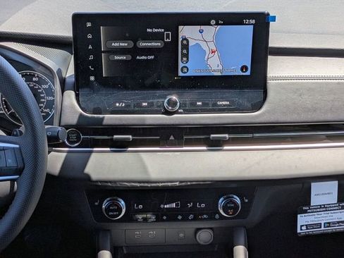 New 2026 Mitsubishi Outlander LE image 19