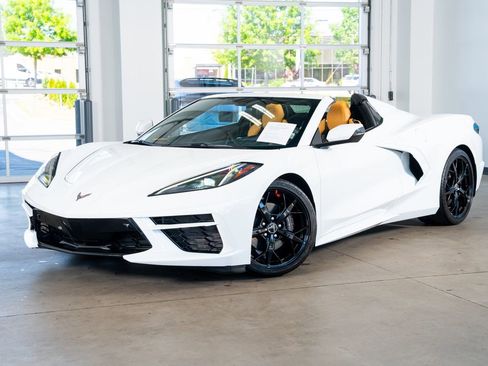 Used 2021 Chevrolet Corvette Stingray Preferred Conv w/ Battery Protection Package RWD image 2