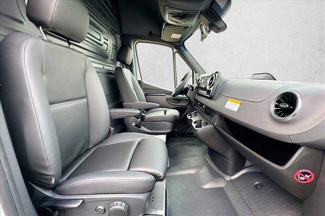 New 2026 Mercedes-Benz Sprinter 2500 image 23