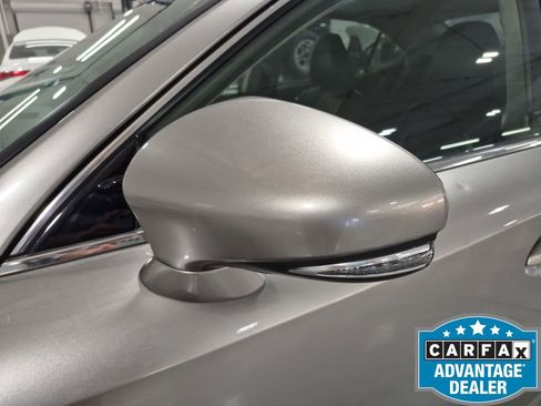 Used 2016 Lexus IS 200t w/ Premium Package RWD image 23