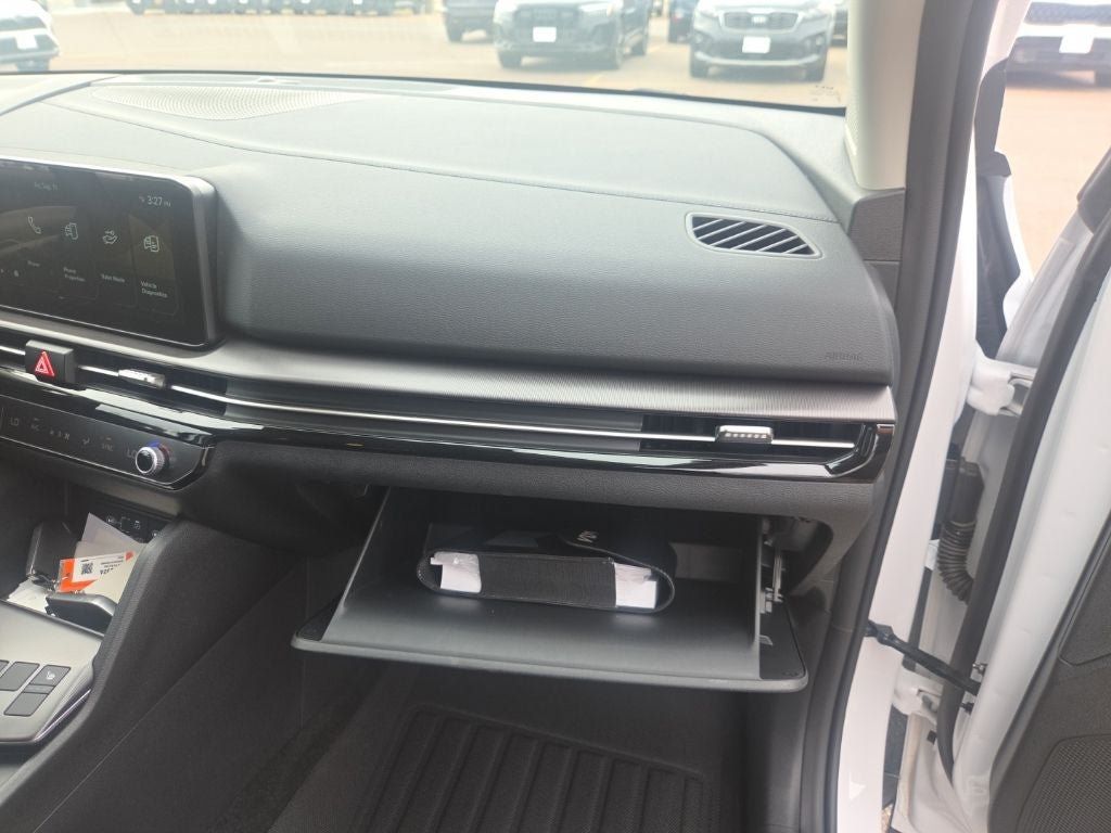 Used 2026 Kia Sportage EX FWD image 28