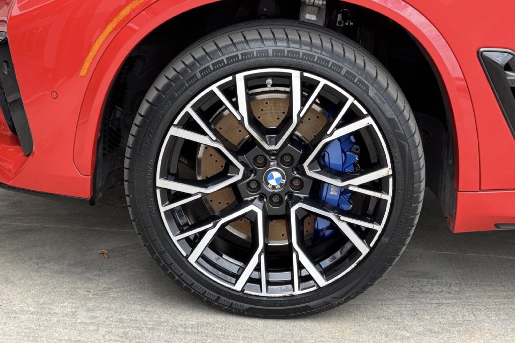 Used 2021 BMW X5 M w/ Competition Package AWD/4WD image 34