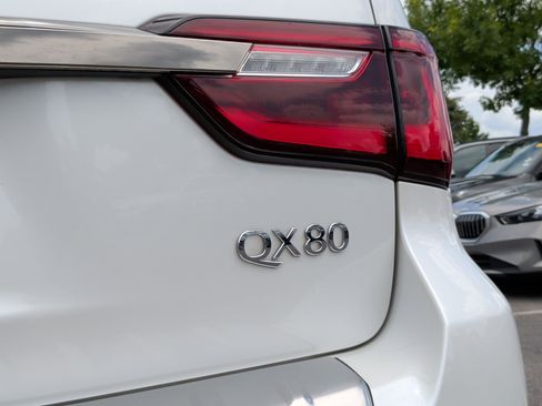 Used 2023 INFINITI QX80 Premium Select w/ Cargo Package AWD/4WD image 11