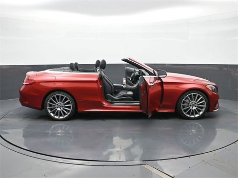 Used 2018 Mercedes-Benz C 300 Cabriolet image 28
