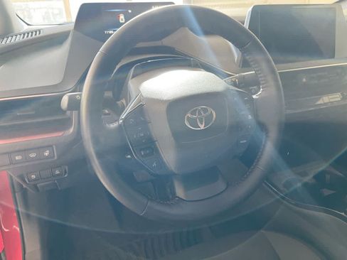 Used 2026 Toyota Prius Plug-In Hybrid FWD image 14