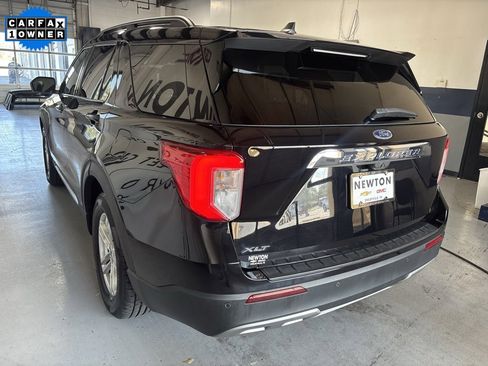 Used 2023 Ford Explorer XLT w/ Equipment Group 202A image 34