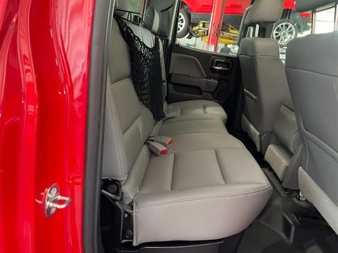 Used 2017 Chevrolet Silverado 1500 W/T AWD/4WD image 22