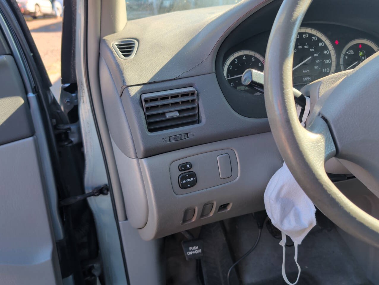 Used 2005 Toyota Sienna LE FWD image 35