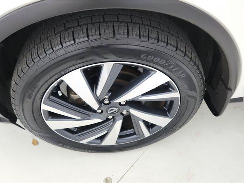 Used 2024 Nissan Murano SL FWD image 34