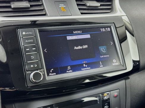 Used 2019 Nissan Sentra SV FWD image 14