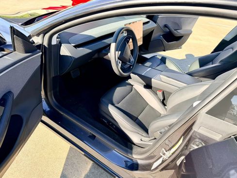 Used 2024 Tesla Model 3 Long Range RWD image 38