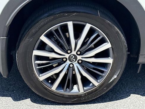 Used 2023 INFINITI QX60 Sensory w/ Vision Package AWD/4WD image 30