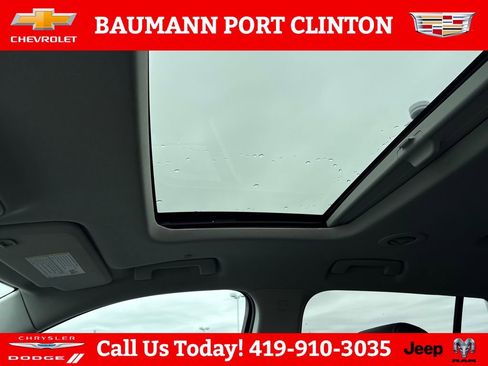 Used 2021 Chevrolet Traverse Premier w/ Redline Edition AWD/4WD image 22
