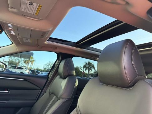 Certified 2025 MAZDA CX-50 AWD 2.5 S w/ Premium Package image 32