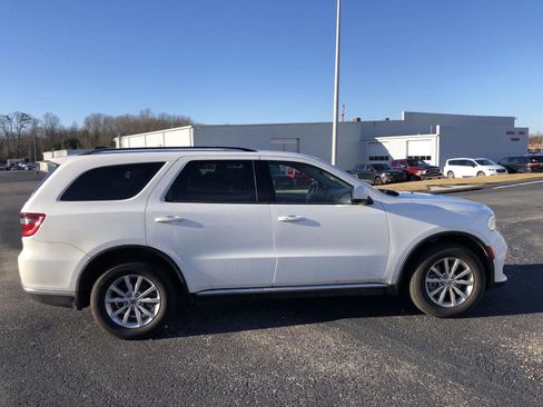 Used 2021 Dodge Durango SXT image 6