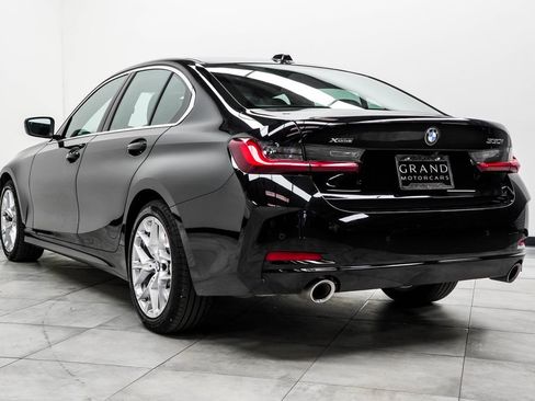 Used 2025 BMW 330i xDrive Sedan AWD/4WD image 11