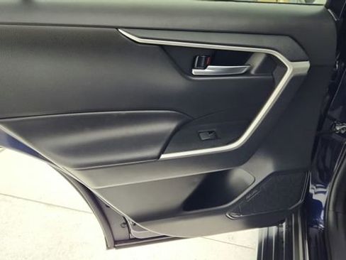 Used 2021 Toyota RAV4 XLE Premium FWD image 21