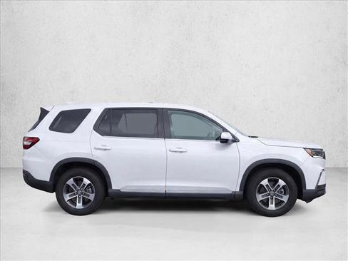 Certified 2025 Honda Pilot EX-L image 8