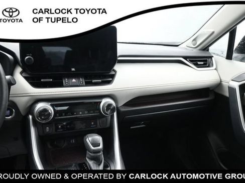 Used 2025 Toyota RAV4 Limited w/ Weather Package AWD/4WD image 28