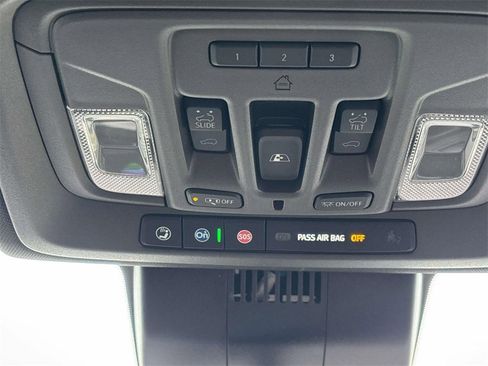 New 2026 GMC Sierra 3500 Denali w/ Denali Reserve Package image 18