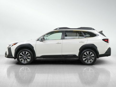 Used 2024 Subaru Outback Limited AWD/4WD image 2