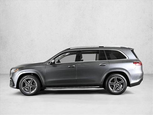 New 2026 Mercedes-Benz GLS 450 4MATIC image 9