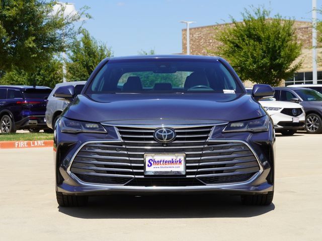 Used 2020 Toyota Avalon Limited w/ Advanced Safety Package FWD image 2