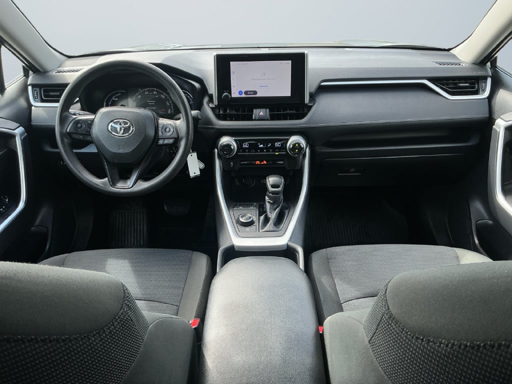 Used 2024 Toyota RAV4 LE AWD/4WD image 11